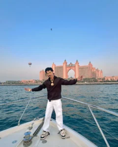 Dolly Chaiwala Net Worth 2025