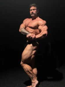 Cbum Height