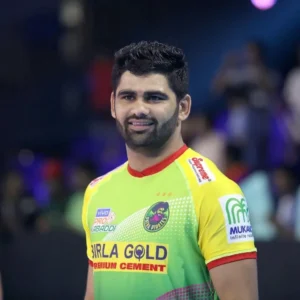 Pardeep Narwal in Which Team 2025
